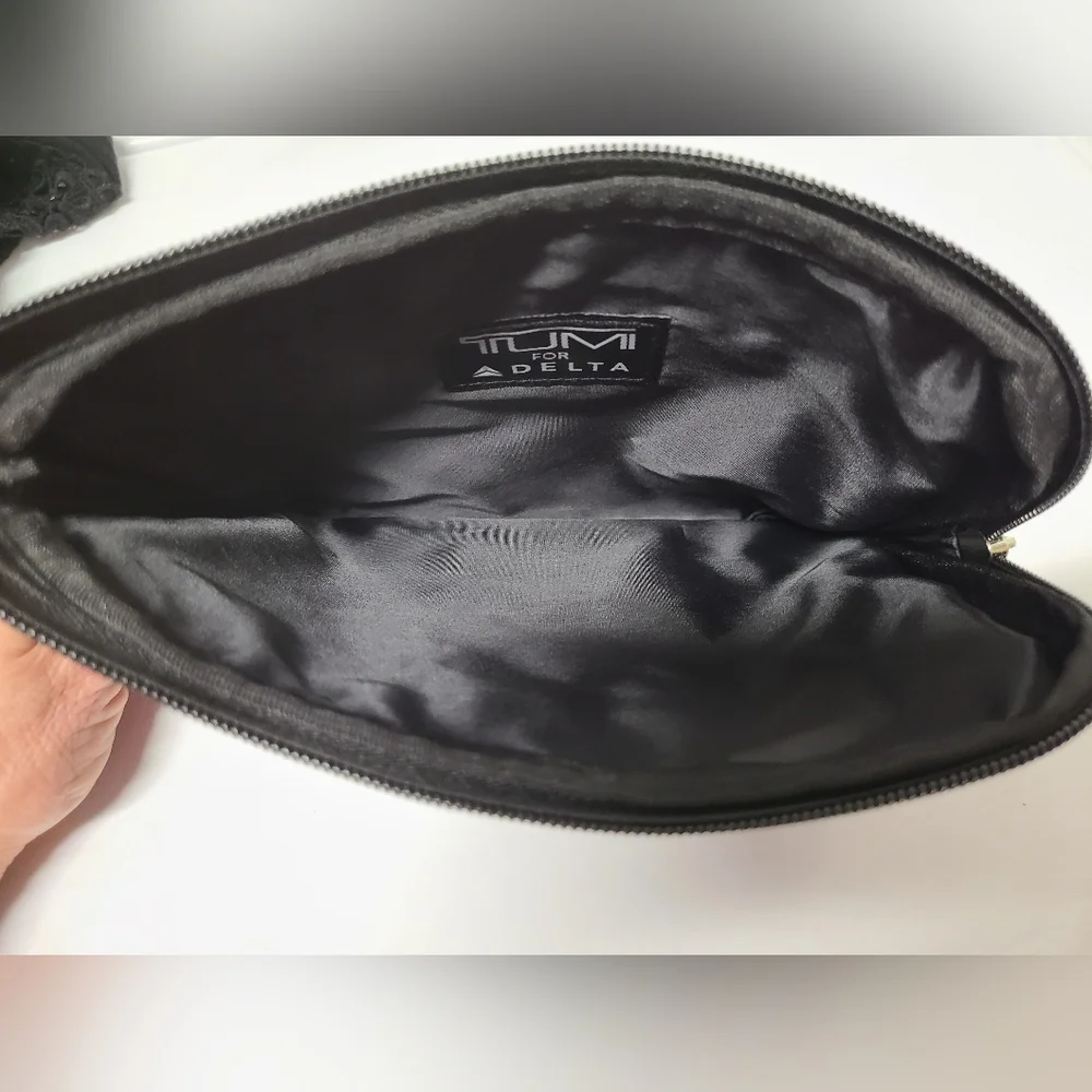 Tumi x Delta International Business One Purple Zippered Travel Accessory Pouch